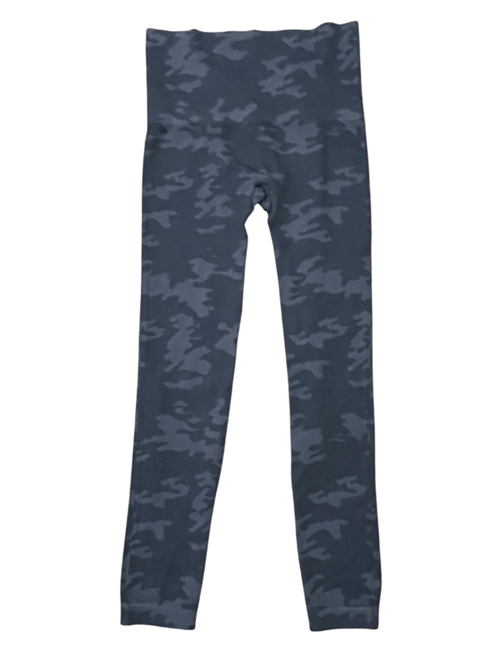 SPANX Look At Me Now Seamless Black Camo Leggings - Picture 2 of 8